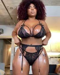 Shadée monique nudes