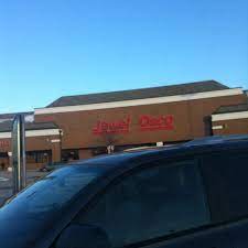 One of the best drugstores, grocery, retail business at 652 kirk rd, saint charles il, 60174. Jewel Osco 5 Tips