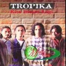 Jomengitar ep 1 tips awal nak belajar main gitar. Cinta Pantai Merdeka Lyrics And Music By Tropika Arranged By Munieamisha