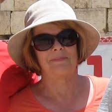 Stella Savva (@stella_savva)