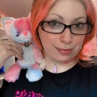 Ashley Tingley's Instagram, Twitter & Facebook