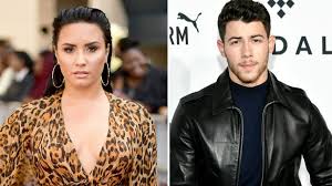 Voir plus d'idées sur le thème actrice, nick jonas, chanteur. Neuer Song Rechnet Demi Lovato Hier Mit Nick Jonas Ab Promiflash De