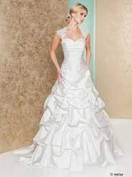 Check spelling or type a new query. Brautkleid 321282 Von Weise Auf Ja De Murk In Wachenroth Furth Hersteller Brautkleid Brautmode Kleid Hochzeit