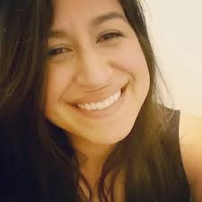 Beatriz N Daniels (@b7daniels00)