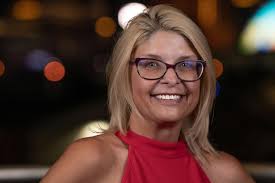 Congratulations to Dr. Jason Smith and his co-author, Dr. John Keyser (Case  Western Reserve University), for their recently published study in  Accounting Horizons, entitled “Who's Behind the Curtain? Investors'  Reactions to Group