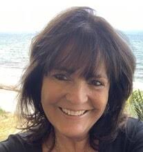 Real Estate Agents in 11004