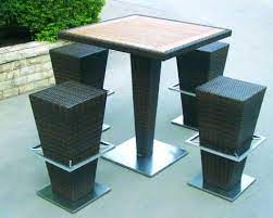 ensemble bar de jardin fusyon avec table haute et 4 tabourets hauts ce mange debout est tres chic et t mobilier de jardin design mobilier jardin meuble jardin