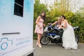 Each candle consists of a real. Top 10 Des Animations De Mariage Qui Feront Plaisir A Vos Invites Instants Cliches