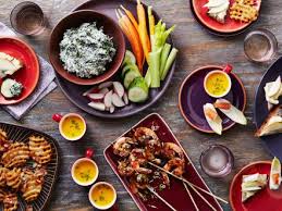 Whether you're looking for thanksgiving snacks to munch on throughout the day or healthy thanksgiving appetizers to hold your guests over, we've got you covered with dips. 10 Easy Thanksgiving Appetizers With 3 Ingredient Thanksgiving Entertaining Recipes And Ideas Food Network Food Network