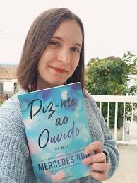 ✨️ 𝑫𝒊𝒛-𝒎𝒆 𝒂𝒐 𝑶𝒖𝒗𝒊𝒅𝒐, 𝑴𝒆𝒓𝒄𝒆𝒅𝒆𝒔 𝑹𝒐𝒏 ✨️ [ENG last  slide] 🩵 Hoje é dia de estreia do filme "Diz-me ao Ouvido", por isso vim  deixar-vos a minha opinião sobre este belo 🩵 》