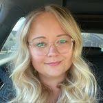 Jennifer Waldmann's Instagram, Twitter & Facebook