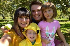 When linda crider was diagnosed with breast cancer, she knew she would have to tell her two small children. Breast Cancer At 35 The Story Of My Diagnosis