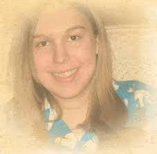 Anne Hovey's Instagram, Twitter & Facebook