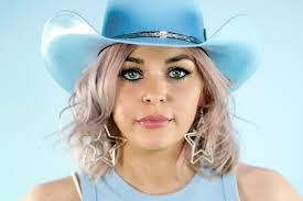 Max Jackson's Instagram, Twitter & Facebook