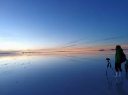 Uyuni salt flats (also known as salar de uyuni) is the world's largest salt flat, stretching for more than 11,000km². When Is The Best Time To Visit The Uyuni Salt Flats