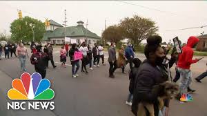 Brown was killed by sheriff's deputies on april 21 in elizabeth city, north carolina, while they tried to serve him an arrest warrant. Andrew Brown Jr Facts Age Birthday Wikipedia Who Nationality Biography Tg Time