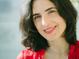 Anabela Mota Ribeiro: "As pessoas têm ainda uma dívida de gratidão para com  aqueles que lutaram pela democracia, mesmo as de direita"