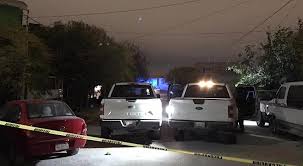 La víctima, quien vestía pantalón de mezclilla, sudadera y tenis. Matan A Uno En La Colonia Porfirio Silva Puente Libre Puentes Noticia Matando