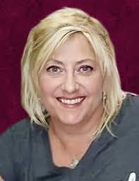 Wendy May's Instagram, Twitter & Facebook