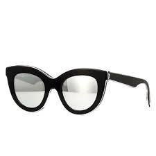 Shop women's victoria beckham sunglasses. Victoria Beckham Sunglasses Shop Designer Fashion At Tradesy And Save 70 Off Or More On Fashion Accessories