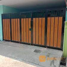 Karena pagar lipat ini memang membutuhkan ruang kosong untuk melipatnya ketika dibuka. Pagar Lipat Minimalis Kombinasi Woodplank Bekasi Jualo