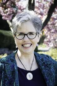 Leanna Grimes's Instagram, Twitter & Facebook