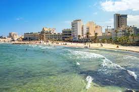 Tuniské pláže mají jemný, téměř bílý písek a v naprosté většině pozvolný vstup do moře. Najkrajsie Tuniske Plaze Blog Invia Sk