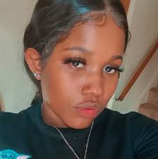 How Chicago Pronouces: Mike & Ike Boo 👎 or Yeah 👍 ?