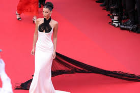 Her ultimate goal is to represent the united states in the 2016 olym. Bella Hadid Hypebae