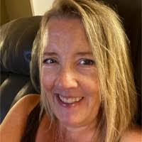 Vernita Edwards's Instagram, Twitter & Facebook