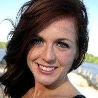 Dawn Runge's Instagram, Twitter & Facebook