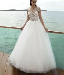 Unsere hochzeitskleider bieten dir einen tollen brautlook und unglaublichen tragekomfort. 2021 Brautkleid Hochzeitskleid Spitze Perlen Transparent Corsage Ruckenfrei Ebay