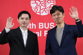 吉沢亮主演『国宝』釜山映画祭で喝采！ヒットの秘密と歌舞伎界の未来 - Imagen principal del artículo