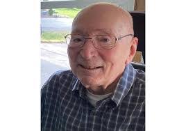 Kevin Drollinger's Instagram, Twitter & Facebook