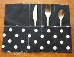 Un Ensemble Lunch Box Et Un Tuto Trousse A Couvert Pique Et Co L Atelier Tuto Trousses Tuto Tuto Couture Lingette
