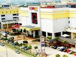 50 km de south south lake city plaza. South City Plaza Shopping In Seri Kembangan Kuala Lumpur