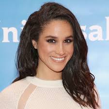 Meghan is beautiful in any hairstyle, really, but we're partial to her darker locks. Meghan Markle Hair Colour Hairstyle Timeline Beauty Crew