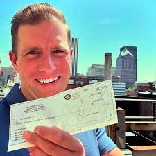 How I closed my first commercial deal in one year