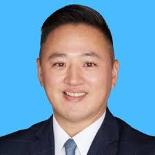 Daniel Hwang (@thedanielhwang)