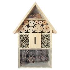 Die kleinen insekten können schon durch winzige öffnungen ins haus gelangen. Insekten Hotel Kafer Brut Nist Bienen Kasten Haus Natur Kiefer Bambus Pinie Kaufen Bei Www Etc Shop De Gmbh Co Kg