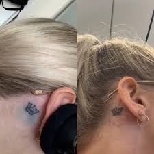 Dec 20, 2010 · laser tattoo removal carries a much lower risk of scarring than any physically destructive method to remove the tattoo (ranging from excision to deeper peels or dermabrasion). Blowout Removal Results Immediately After 1 Session Tattooremoval