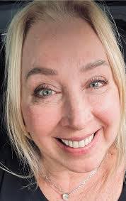 Ann Huth's Instagram, Twitter & Facebook