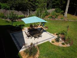 Paver Terrace With Blue Border Www Houzz Com Patio Concrete Patio Concrete Pavers
