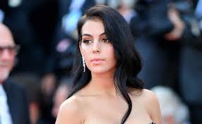How tall is georgina rodriguez? Georgina Rodriguez Height Celebsheight Org