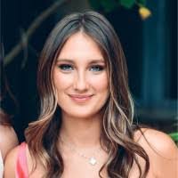 Lana Whiting's Instagram, Twitter & Facebook