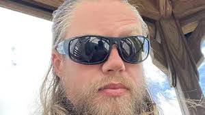 ETHAN DOWNIE OSTERHOUT, 35