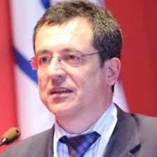 Prof Fernando Schmitt