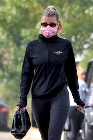 3, 12, or unlimited kids' yoga classes for one month at shorty yoga. Sofia Richie Leaving A Yoga Class In West Hollywood 10 21 2020 Celebmafia