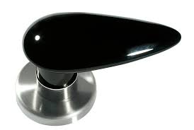 Poignee Porte Design Portes Design Pose Porte D Interieur Design Poignee De Porte En Aluminium Porte Aluminium Poignee De Porte Porte Design