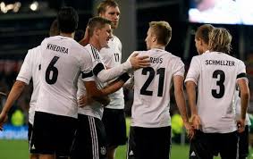 Sút tung lưới tuyển đức, ronaldo lập thêm cột mốc khủng. Tuyá»ƒn Ä'á»©c Dá»± World Cup 2014 Dan Sao Há»™i Tá»¥ Bao NgÆ°á»i Lao Ä'á»™ng